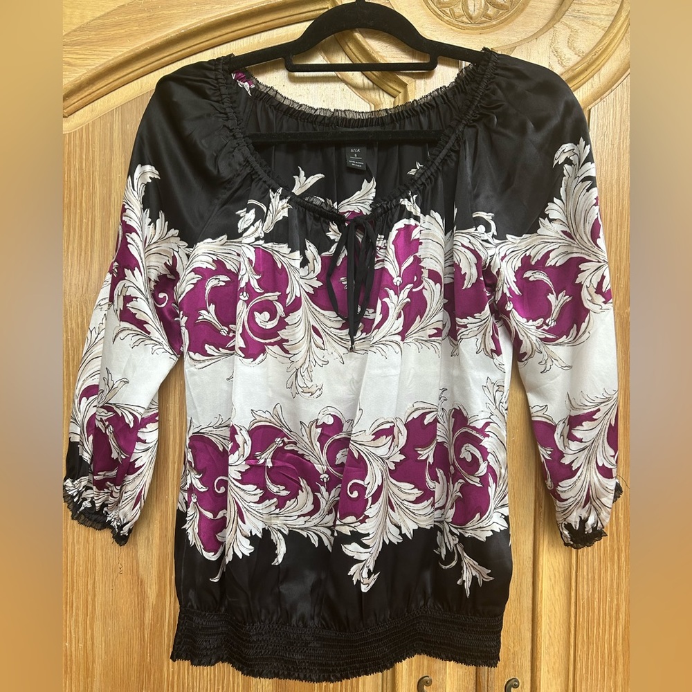 White House Black Market Silk Top Size Small